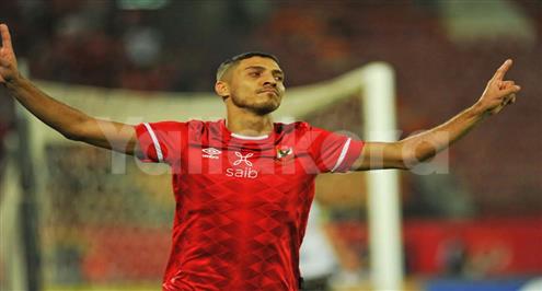 رسميا.. الأهلي يعلن انتقال محمد شريف للخليج السعودي